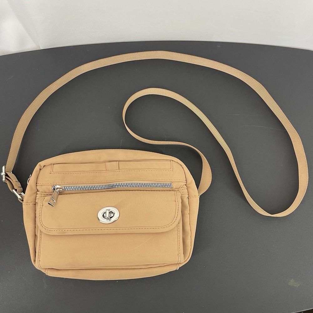 Samantha Brown To-Go RFID Essential Travel Crossbody Bag Bone Tan Neutral 10x7‎